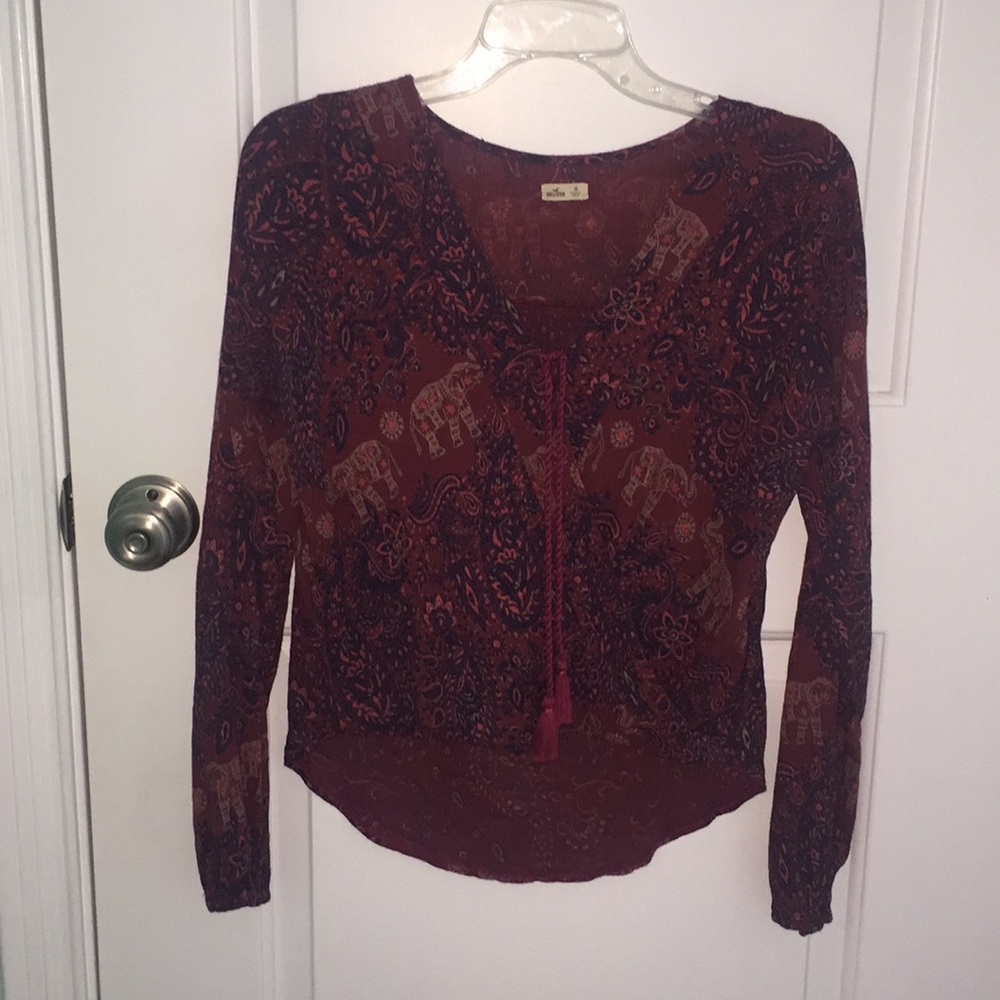 Patterned Hollister top